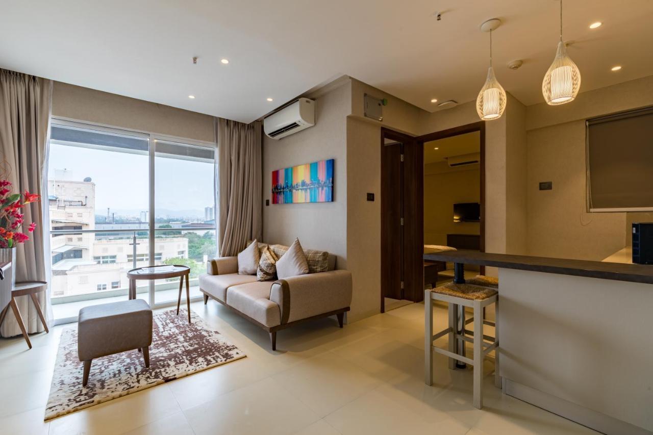 Ar Suites Jewels Royale - Koregaon Park Nx Pune Exterior photo